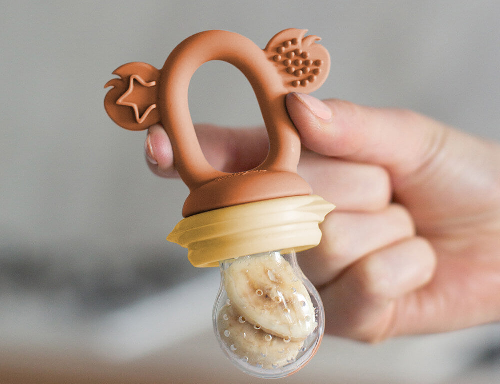 Silicone Fresh Food Feeder - Caramel & Mimosa