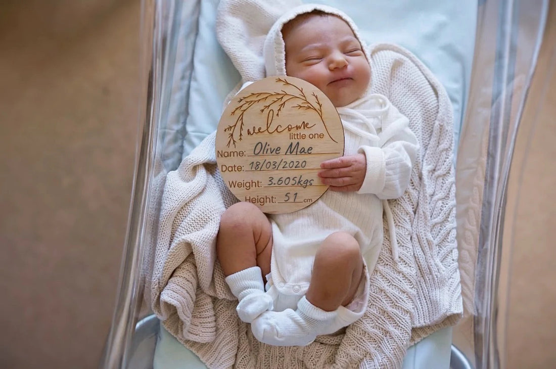 single-disc-announcement-welcome-little-one-whimsical-2