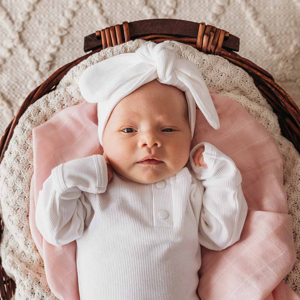 Milk Ribbed Organic Topknot